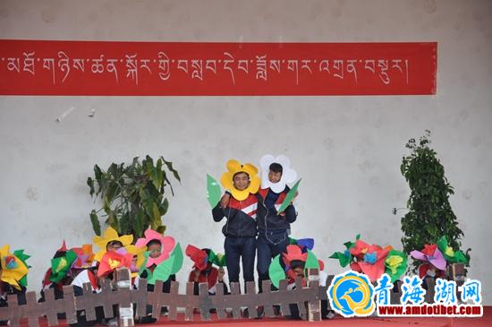 海南州第一民族高级中学举行藏文课本剧比赛